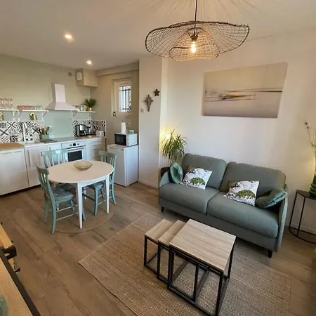 1 Chambre, Vue Mer- Renove Et Cosy- Inclus